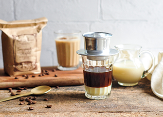 looking-at-how-coffee-is-drunk-around-the-world-we-can-see-how-simple-vietnam-is