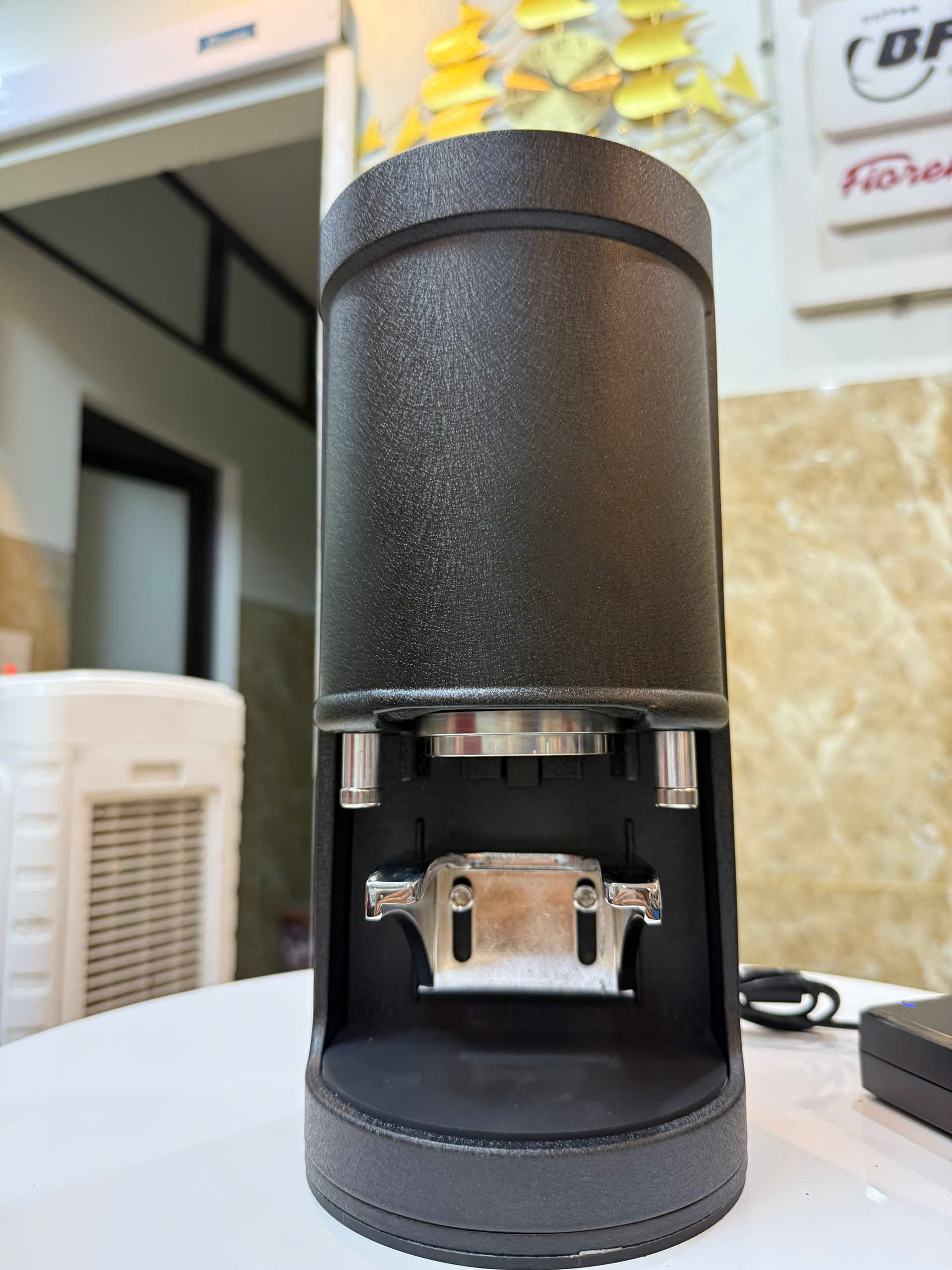 automatic-coffee-tamper-electric-tamper-58mm