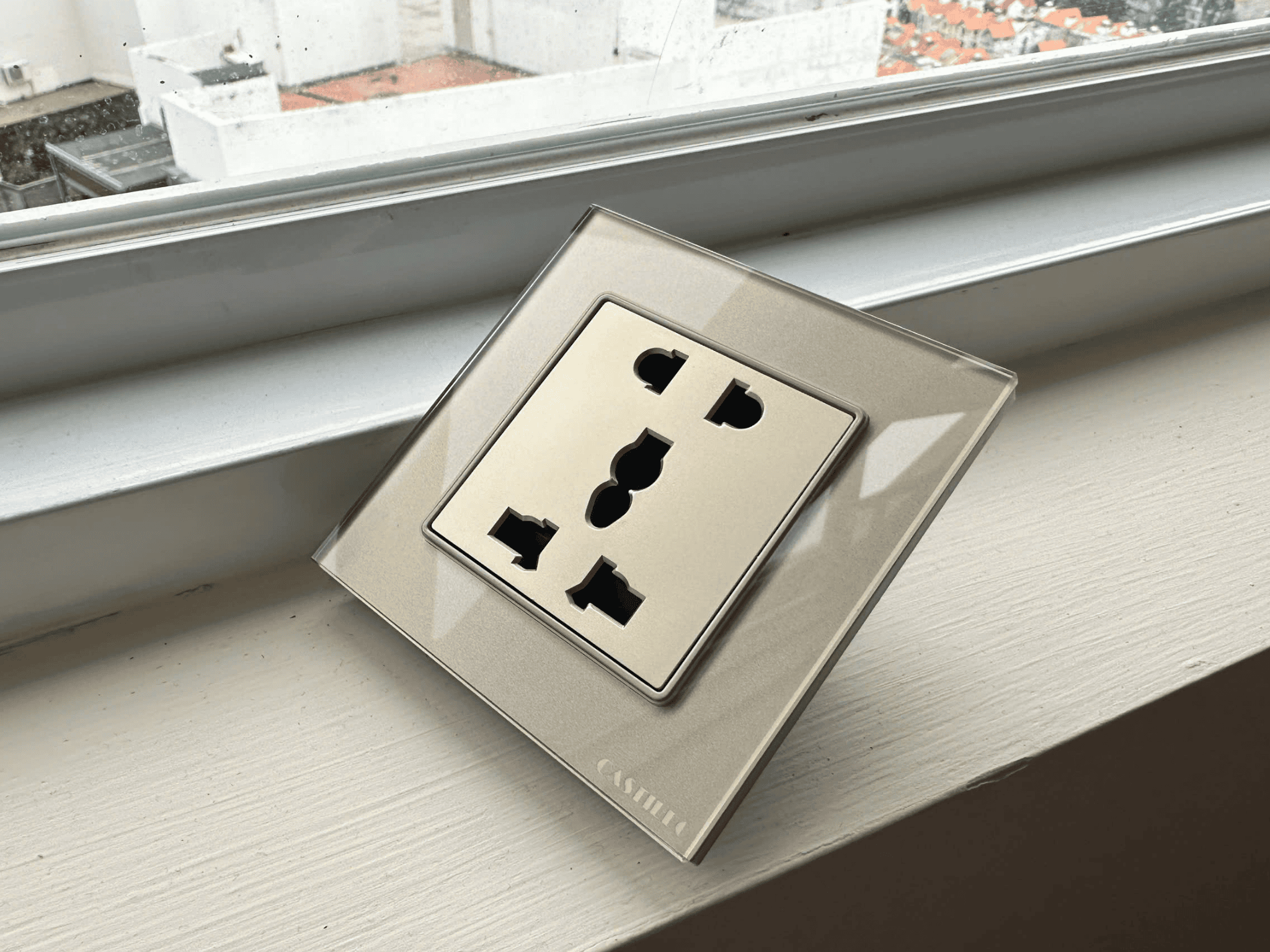 Kính cường lực Vàng