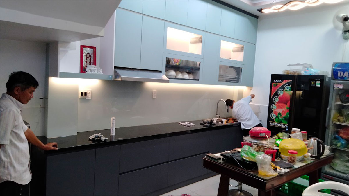 Cải tạo tủ bếp nhà anh Trung