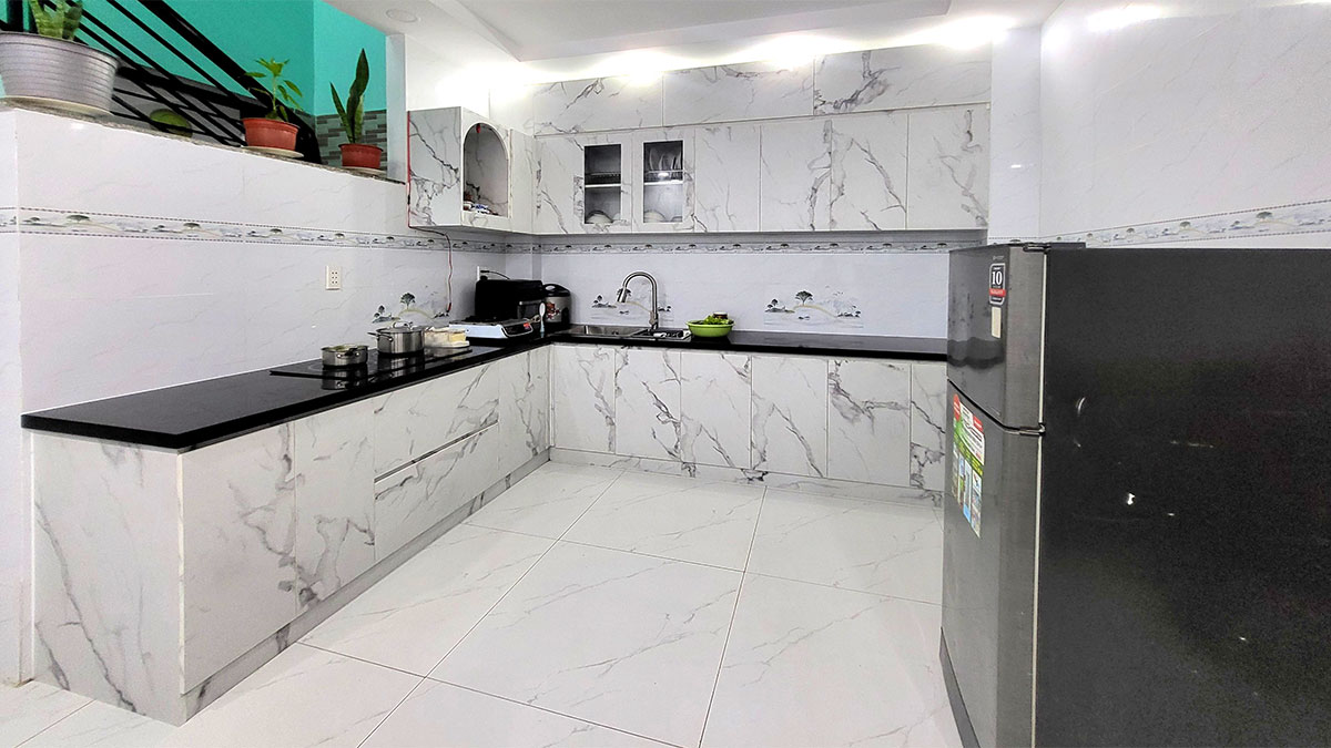 Tủ bếp nhà chị Nga
