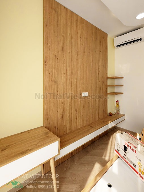 Nội Thất Việt Decor thiết kế thi công nội thất căn hộ 2 phòng ngủ chung cư Quận 9 Hồ Chí Minh, kệ ti vi bàn học phòng ngủ nhỏ