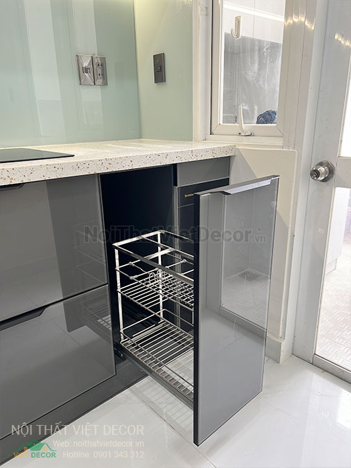 Nội Thất Việt Decor thiết kế thi công cải tạo nội thất, hoàn thiện căn hộ 3 phòng ngủ chung cư Tecco phường Linh Đồng thành phố Thủ Đức tủ bếp inox cánh kính phụ kiện lưu trữ tủ bếp thông minh giá gia vị