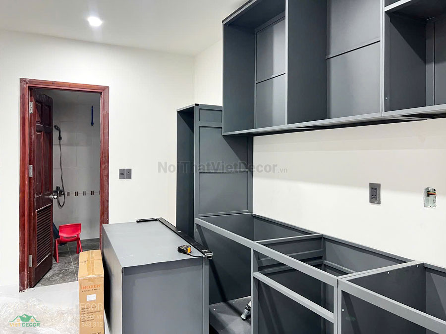 Nội Thất Việt Decor thi công cải tạo nội thất, căn hộ 3 phòng ngủ chung cư Tecco phường Linh Đồng thành phố Thủ Đức tủ bếp inox cánh kính