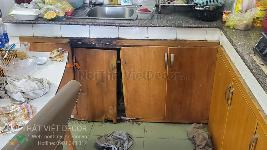 Nội thất Việt Decor cánh tủ bị xệ, hư hỏng bản lề