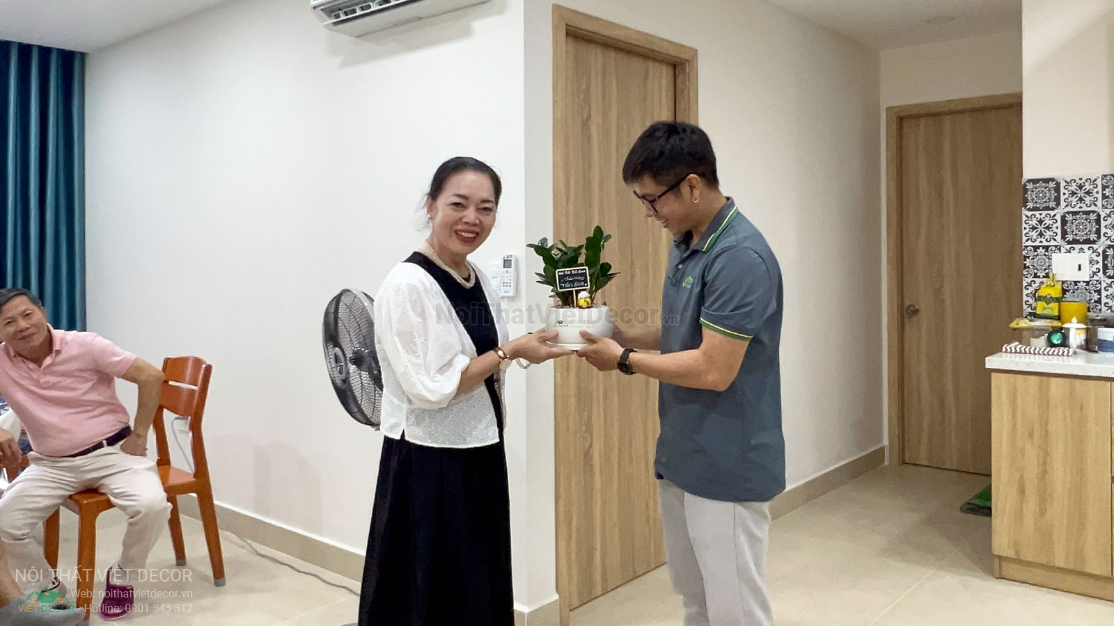 Nội Thất Việt Decor thiết kế thi công trang trí xây dựng hoàn thiện, tủ bếp căn hộ 2 phòng ngủ thuộc dự án chung cư Lavida Plus quận 7 tp HCM