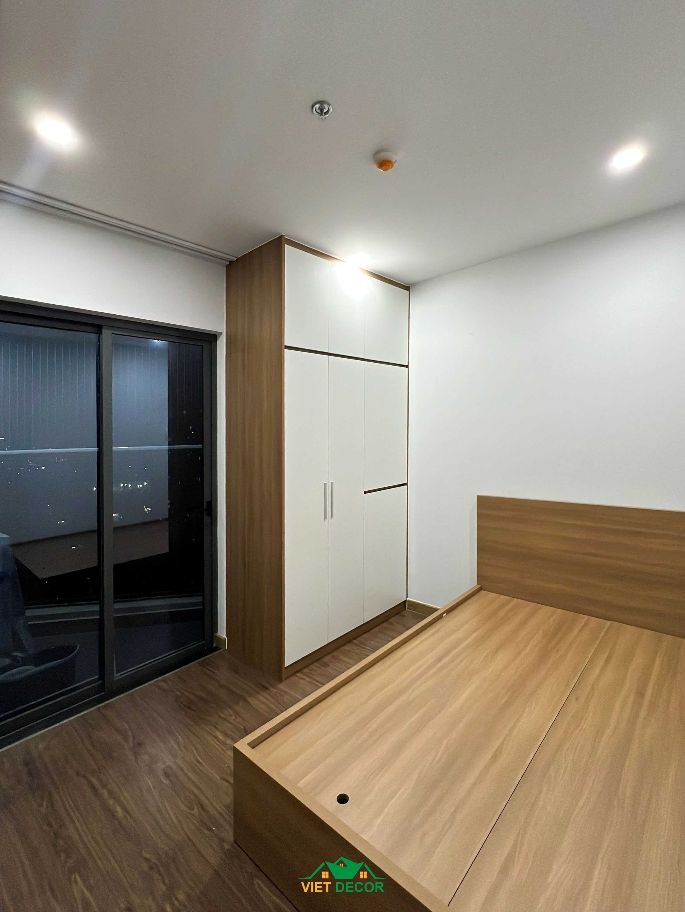 Nội Thất Việt Decor thiết kế, thi công nội thất căn hộ 2 phòng ngủ Bcons Green Topaz TP HCM, tủ quần áo phòng ngủ nhỏ