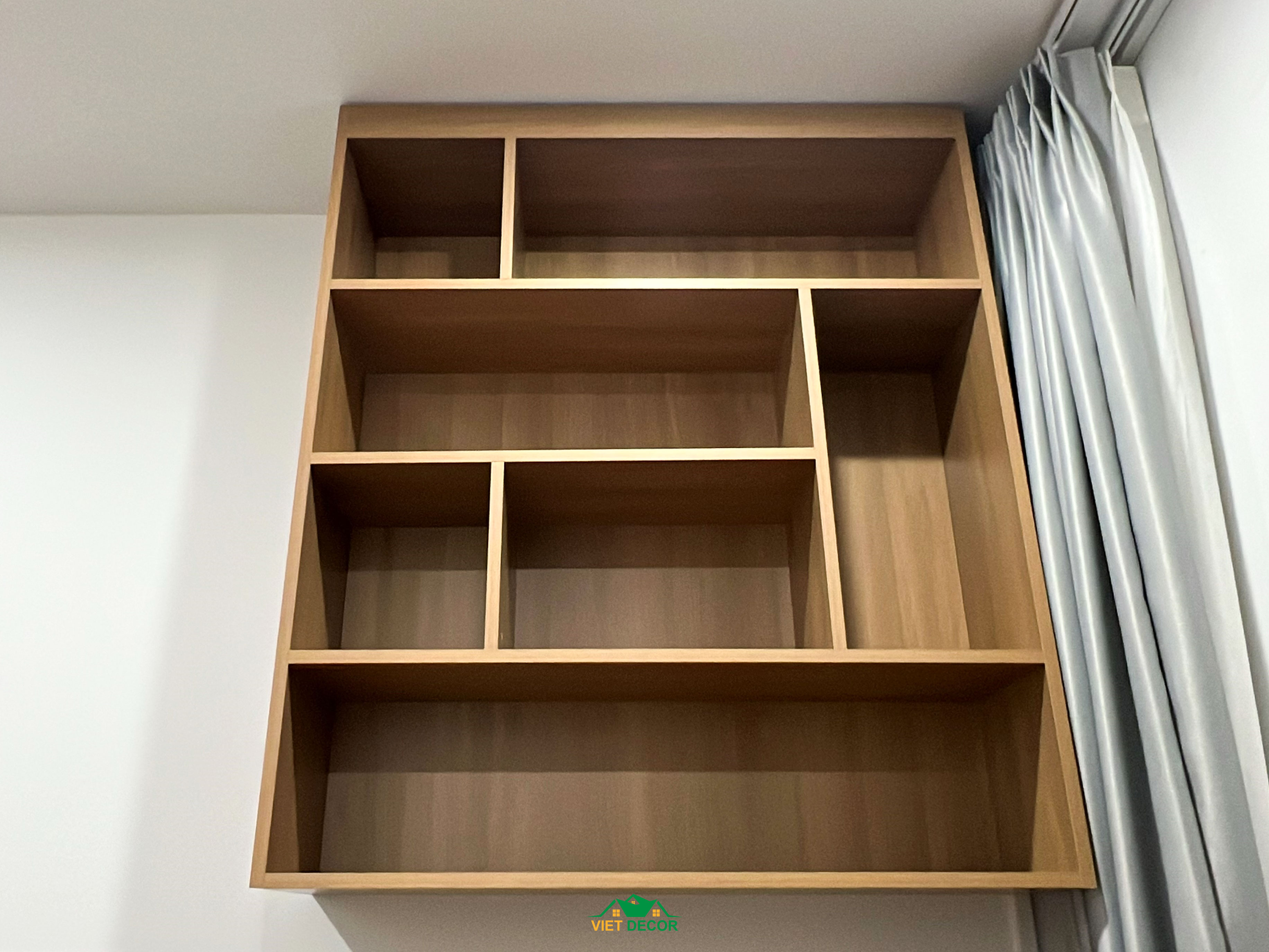 Nội Thất Việt Decor thiết kế, thi công nội thất căn hộ 2 phòng ngủ Bcons Green Topaz TP HCM, kệ sách phòng ngủ nhỏ