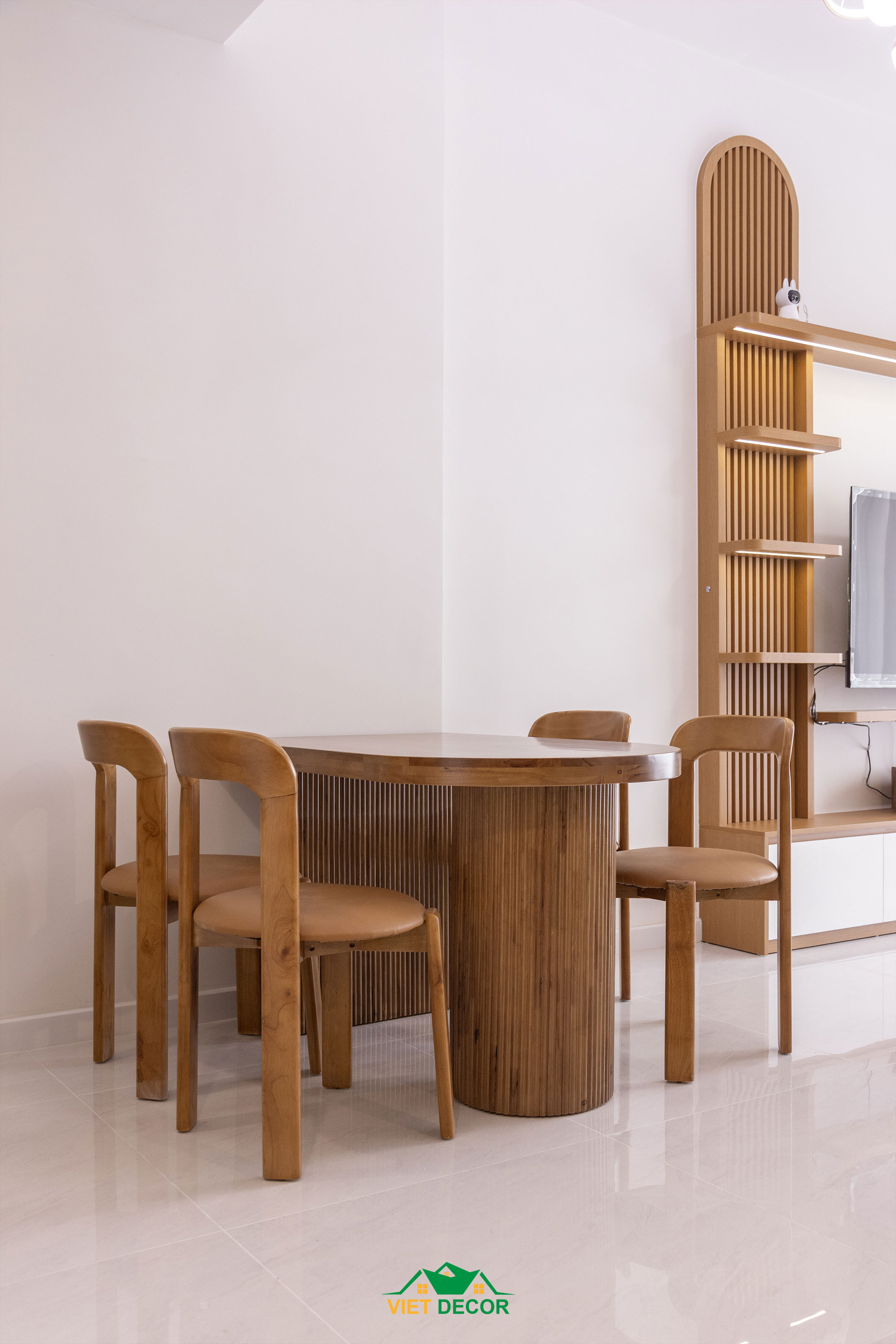 Nội Thất Việt Decor thiết kế, thi công nội thất hiện đại căn hộ 3 phòng ngủ chung cư Victoria Village TPHCM, bàn ăn