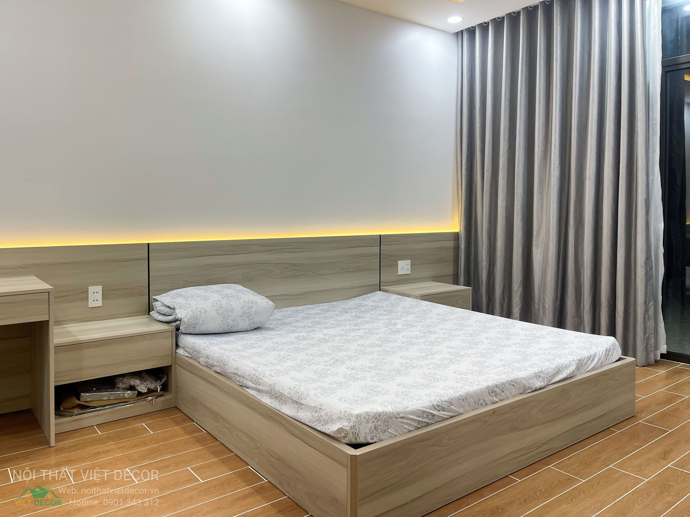 Nội thất Việt Decor thiết kế thi công trang trí nội thất nhà phố 3 tầng Lavilla Green City Long An Tây Ninh, thi công bàn giao phòng ngủ tủ áo cánh nhôm kính