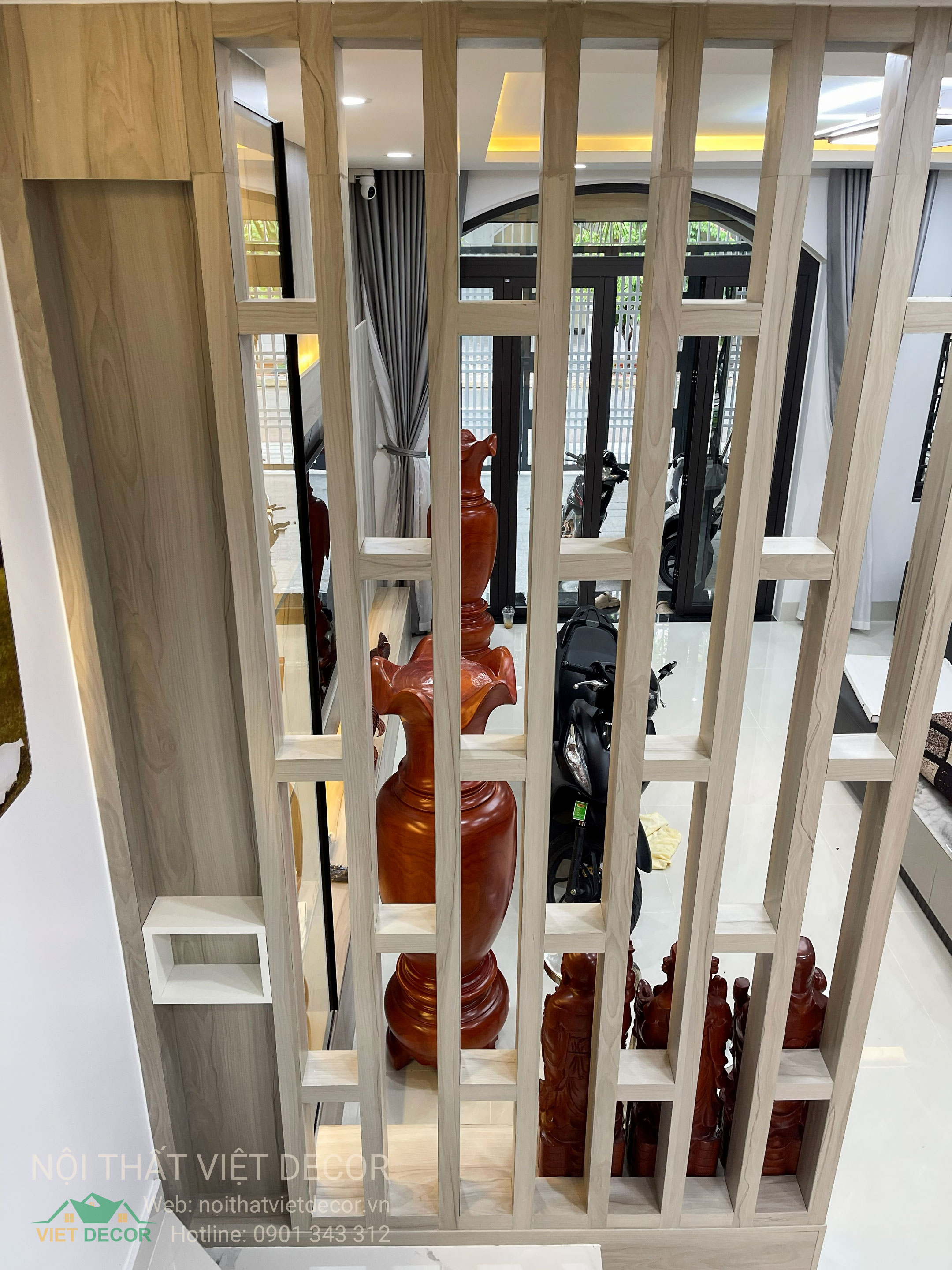 Nội thất Việt Decor thiết kế thi công trang trí nội thất nhà phố 3 tầng Lavilla Green City Long An Tây Ninh, thi công bàn giao vách lam trang trí