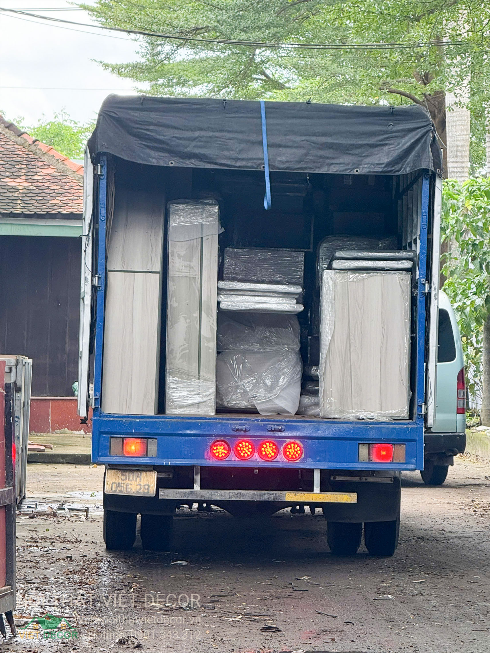 Nội thất Việt Decor thiết kế thi công trang trí nội thất nhà phố 3 tầng Lavilla Green City Long An Tây Ninh, hình ảnh tập kết vật tư