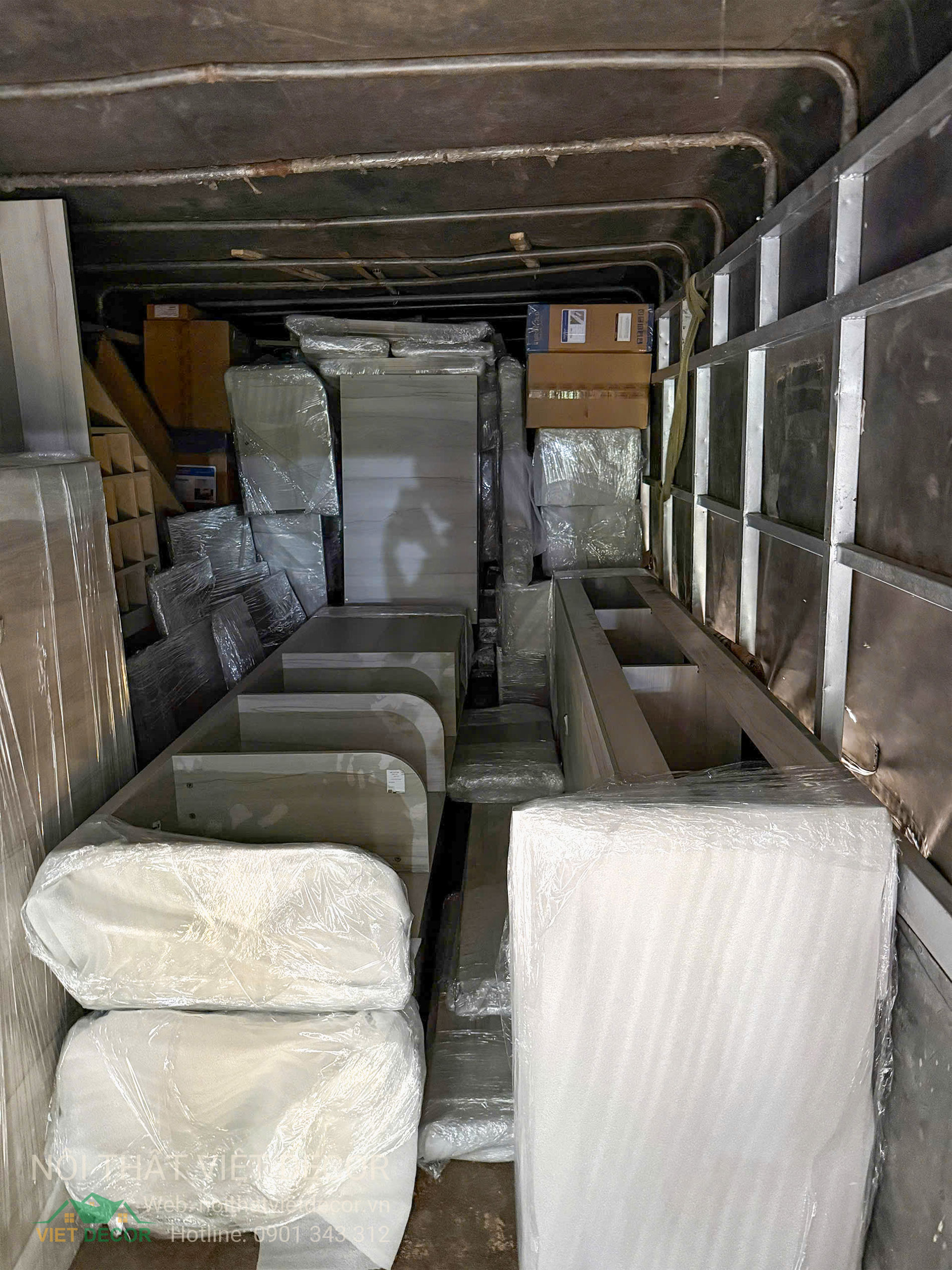 Nội thất Việt Decor thiết kế thi công trang trí nội thất nhà phố 3 tầng Lavilla Green City Long An Tây Ninh, hình ảnh tập kết vật tư