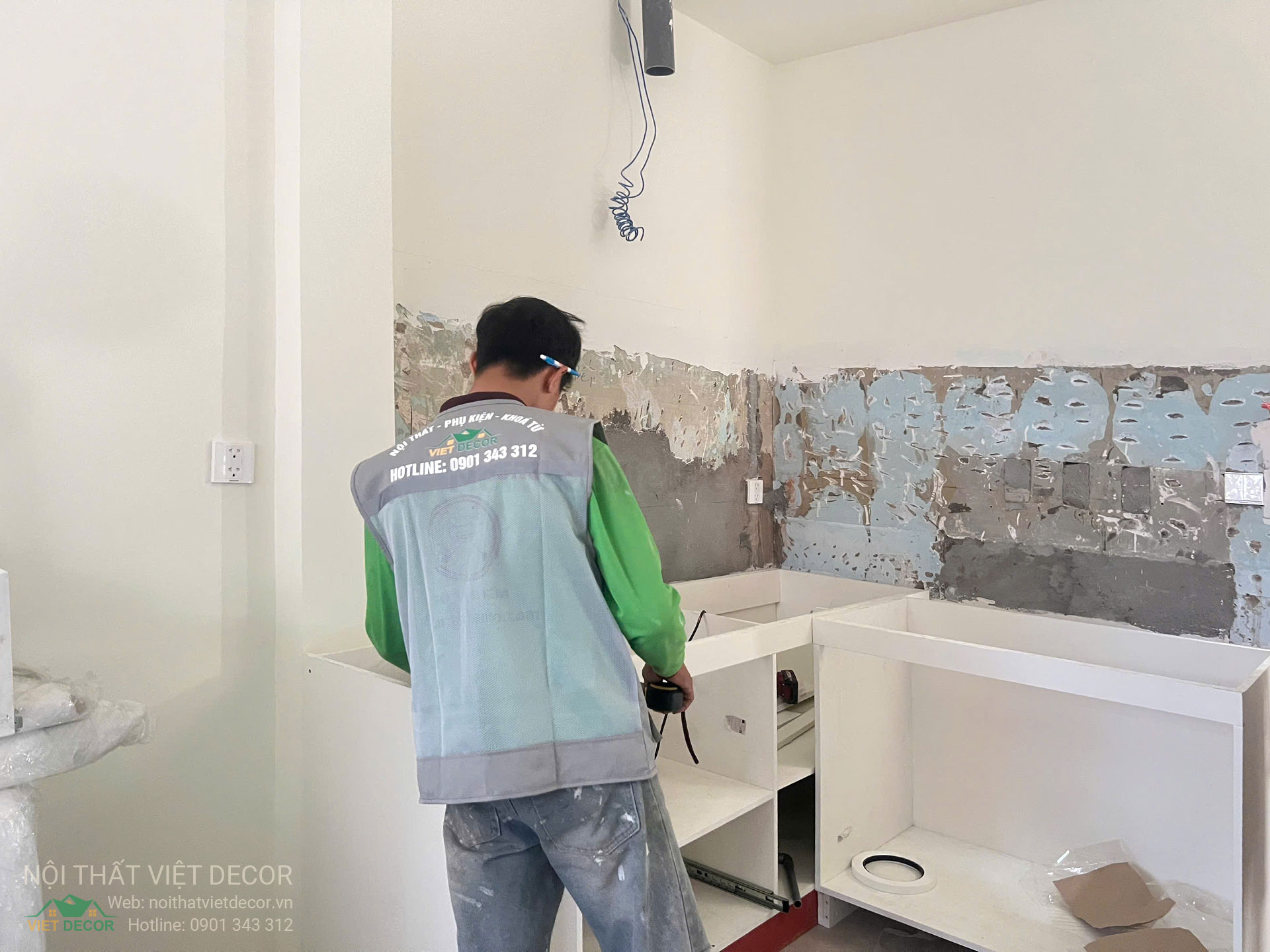 Nội Thất Việt Decor thiết kế thi công nội thất tủ bếp cánh huỳnh pano gỗ công nghiệp An Cường, Ba Thanh tại quận 4 thành phố Hồ Chí Minh