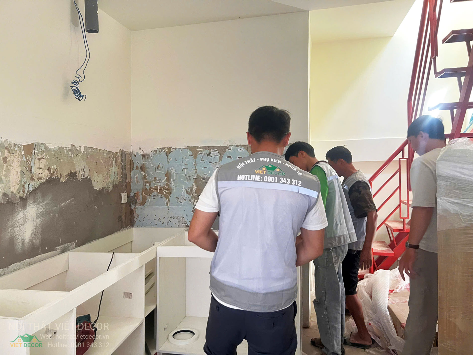 Nội Thất Việt Decor thiết kế thi công nội thất tủ bếp cánh huỳnh pano gỗ công nghiệp An Cường, Ba Thanh tại quận 4 thành phố Hồ Chí Minh