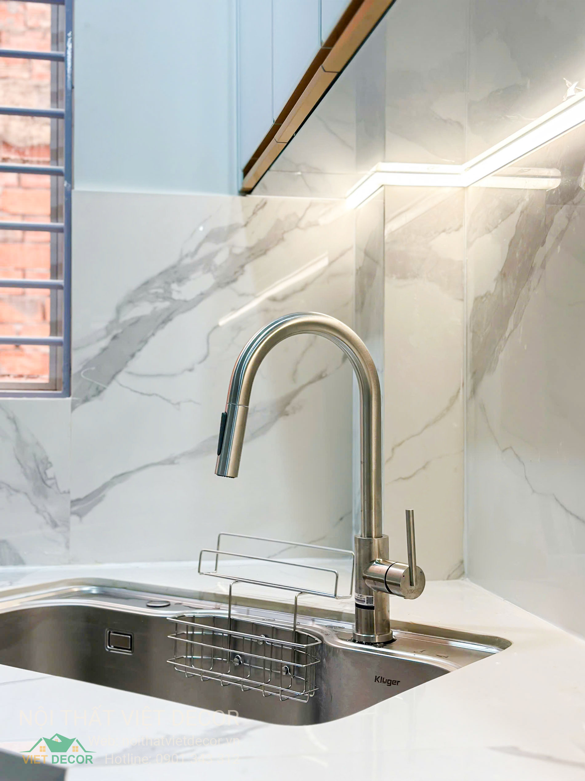 Nội Thất Việt Decor thiết kế thi công tủ bếp inox cánh kính phường Tân Hưng (quận 7) TP HCM