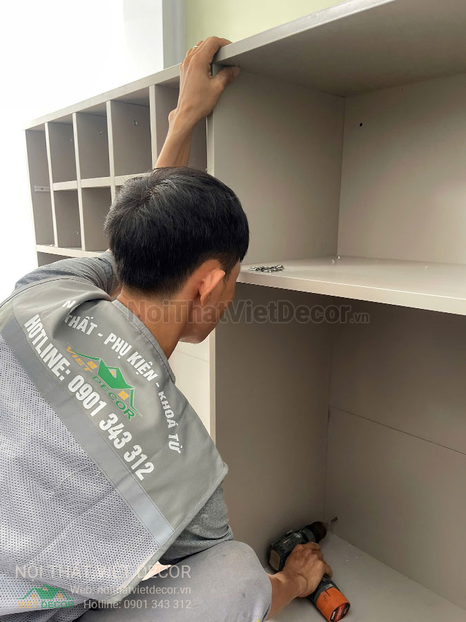 Nội Thất Việt Decor thiết kế thi công tủ bếp hợp kim nhôm cánh kính cao cấp tại quận 9, thành phố Hồ Chí Minh