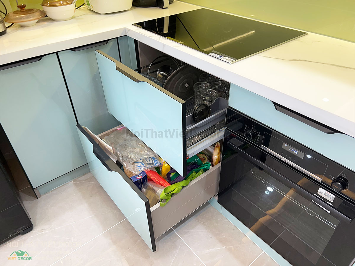Nội Thất Việt Decor thiết kế thi công tủ bếp hợp kim nhôm cánh kính cao cấp tại quận 9, thành phố Hồ Chí Minh