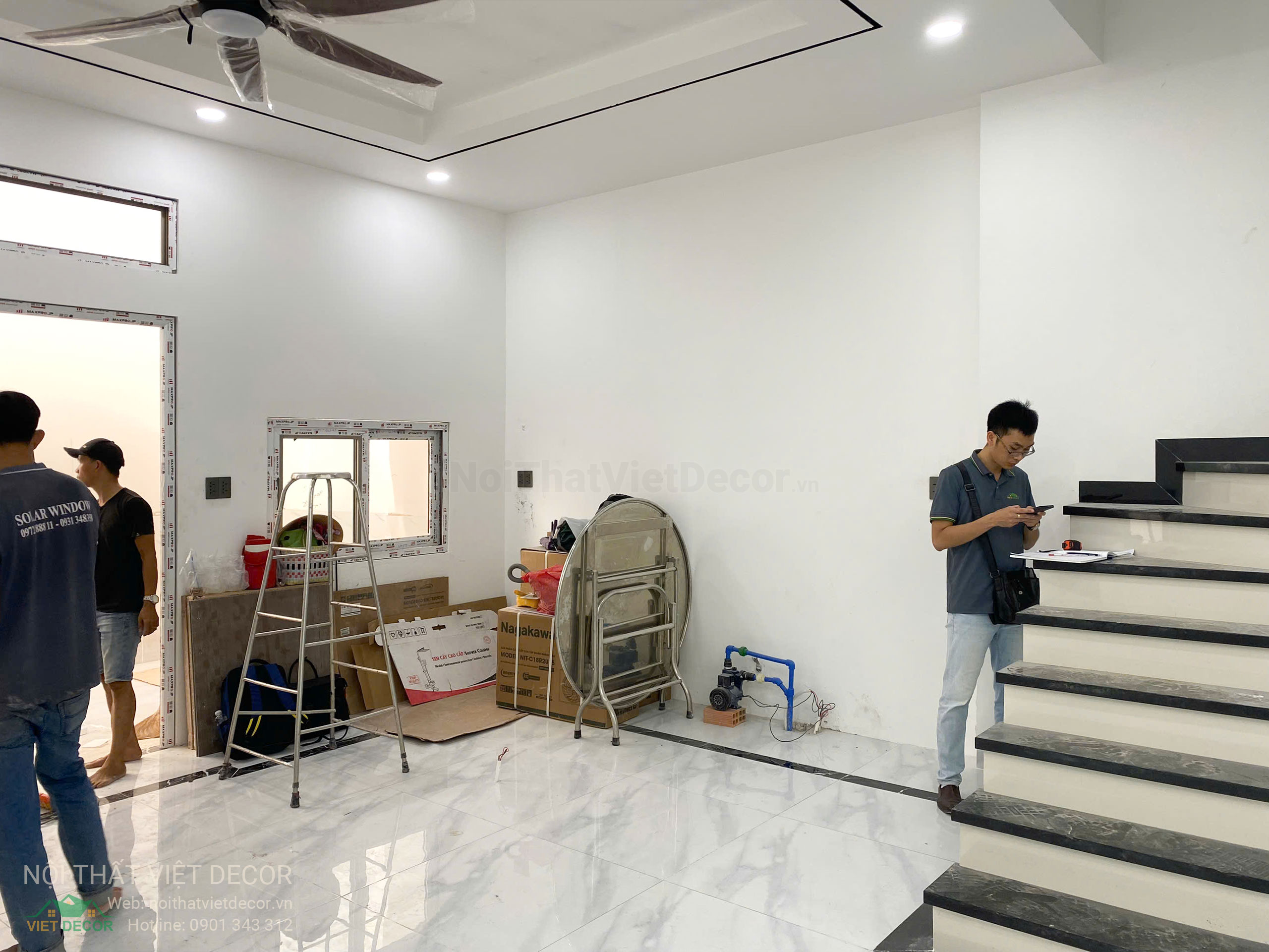 Nội Thất Việt Decor thiết kế thi công tủ bếp cao cấp HDF, WPB cánh phủ acrylic An Cường kết hợp cánh kính slim tại Bình Tân TP HCM