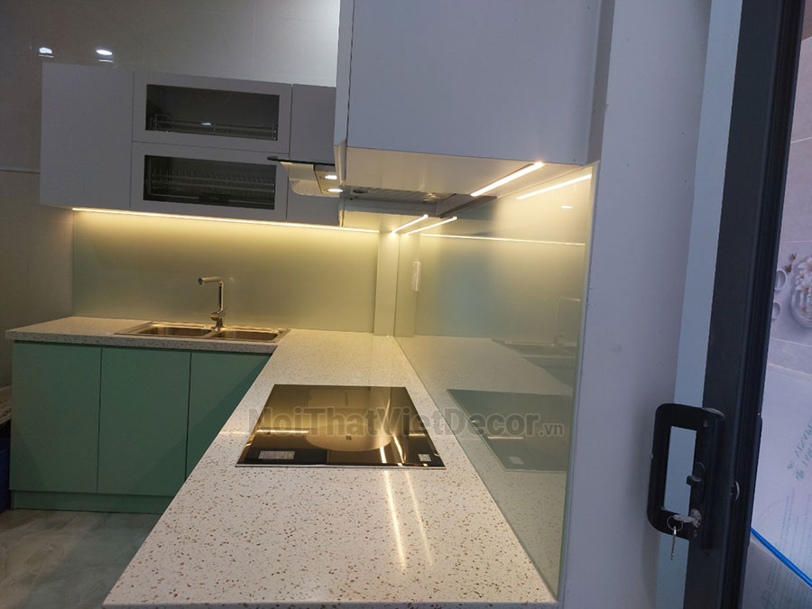 Noithatvietdecor Tủ bếp hiện đại chữ L, gỗ công nghiệp MDF chống ẩm phủ melamine Hồng Nghi