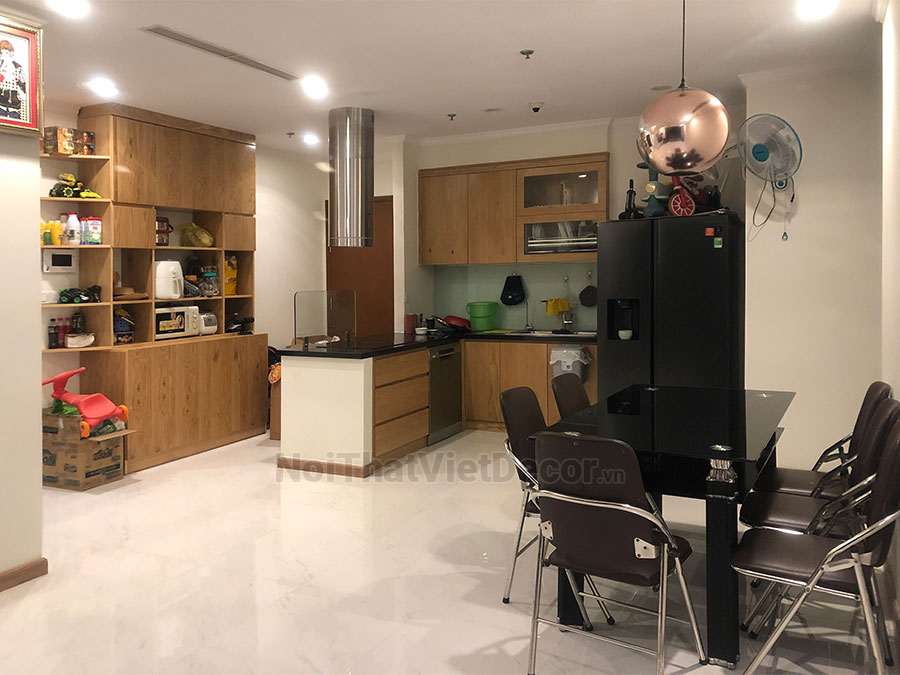 Noithatvietdecor Tủ bếp hiện đại chữ L, gỗ công nghiệp gỗ ghép phủ veneer vân sồi