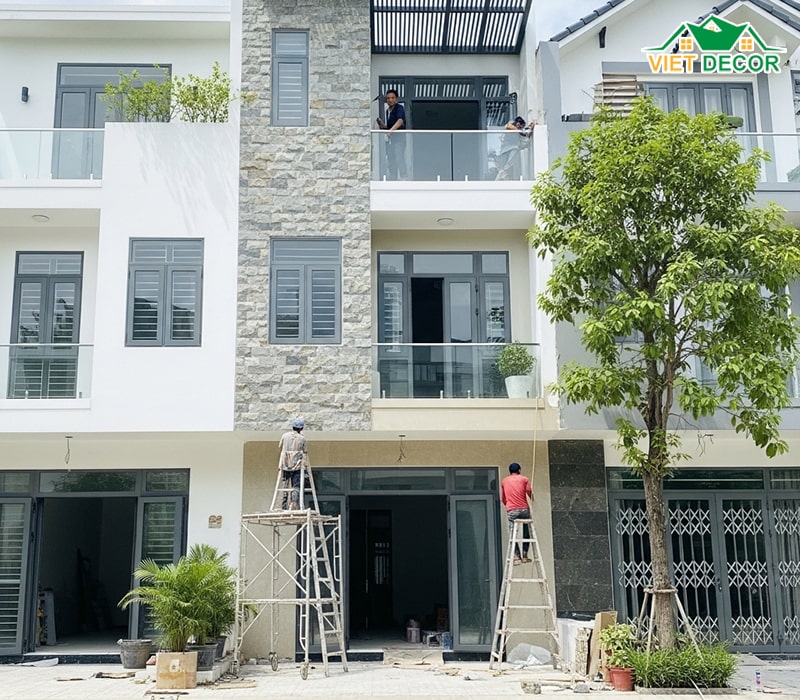 Hoàn thiện mặt tiền và ngoại thất