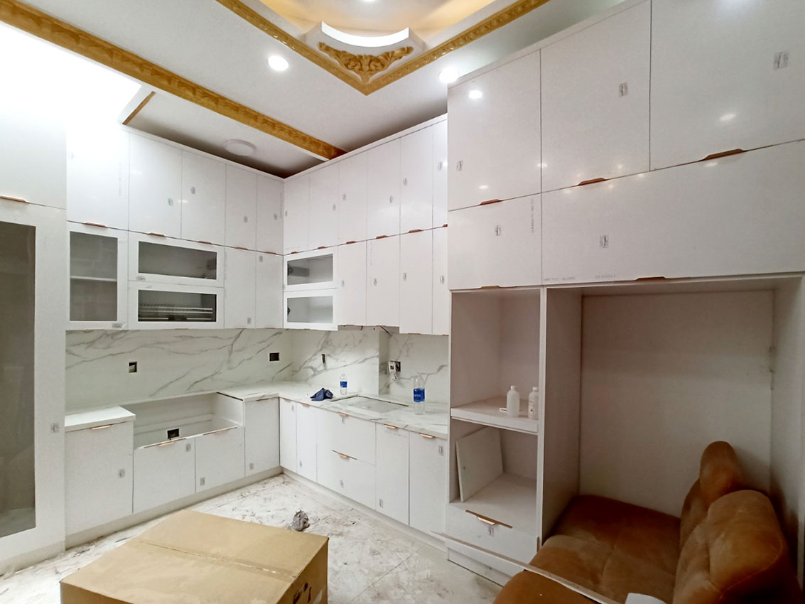 Tủ bếp hiện đại chữ L, gỗ công nghiệp MDF chống ẩm phủ acrylic An Cường