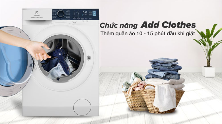 Máy giặt Electrolux giá rẻ - Hạn chế bỏ sót quần áo nhờ chức năng thêm quần áo trong khi giặt Add Clothes