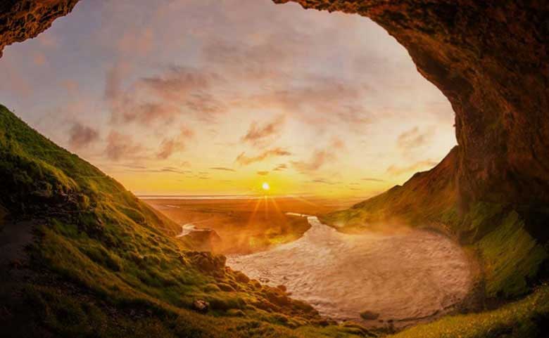 TV Samsung UA43CU8500 - Hoàn hảo trong từng khung hình sáng và tối