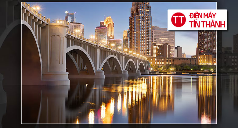 Samsung 43 in U8000F tăng chiều sâu và độ nổi bật cho hình ảnh