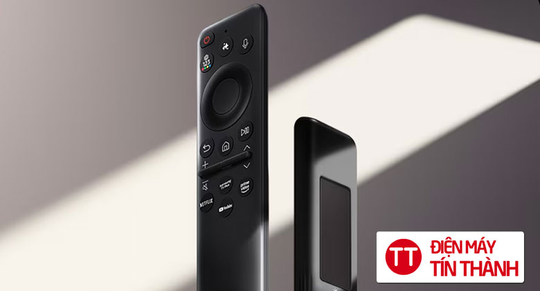 Tivi Samsung 65 inch giá rẻ có điều khiển từ xa sạc bằng ánh sáng