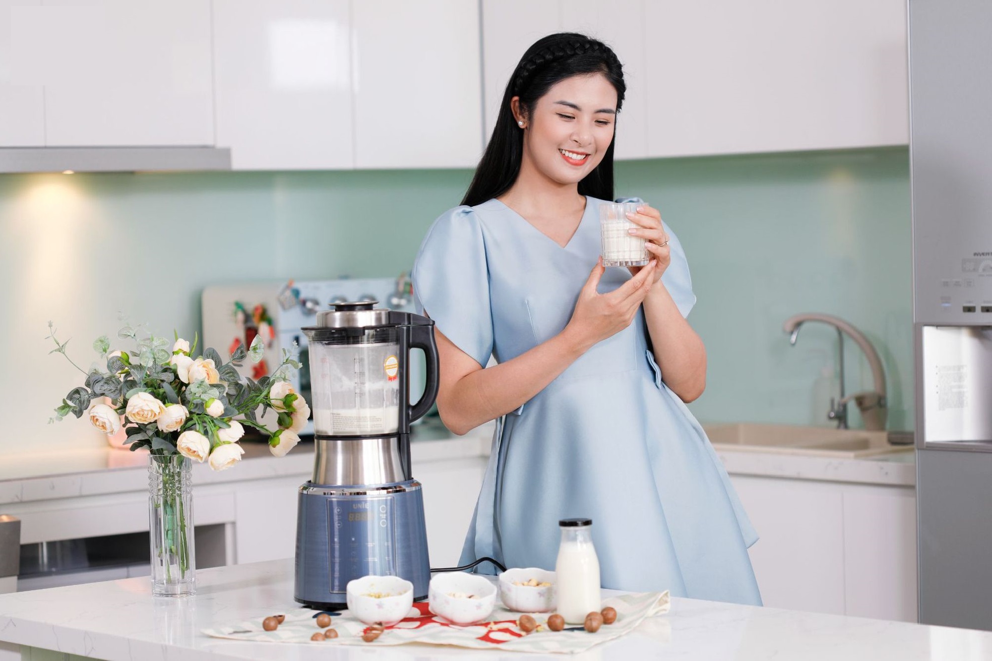 Máy làm sữa hạt là gì? Có nên mua hay không?