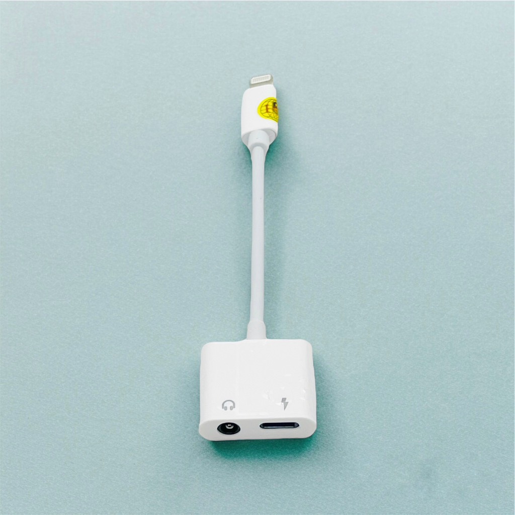 Jack Chuyển Tai Nghe 2 in 1 Cổng Lightning ( Hàng Outside N.Máy )