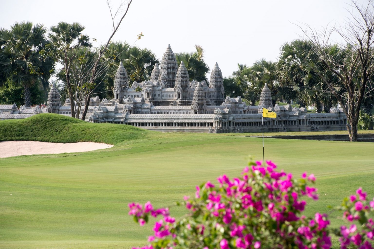 Siem Reap & Phnom Penh Golf Experience 8 Days 7 Nights 4 Rounds
