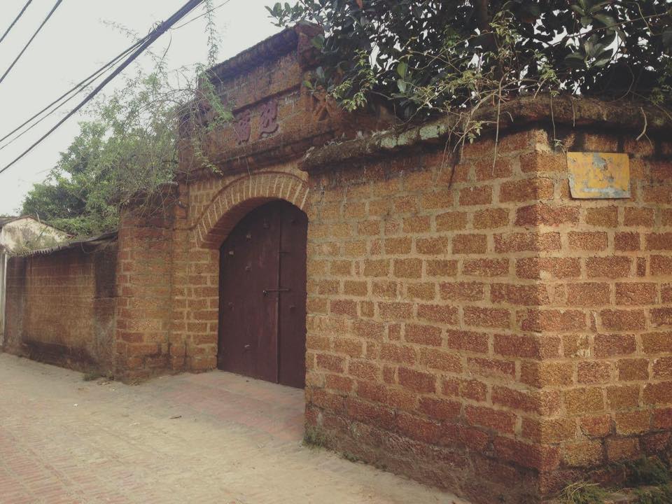 Duong Lam Ancient Village full day tour from Hanoi