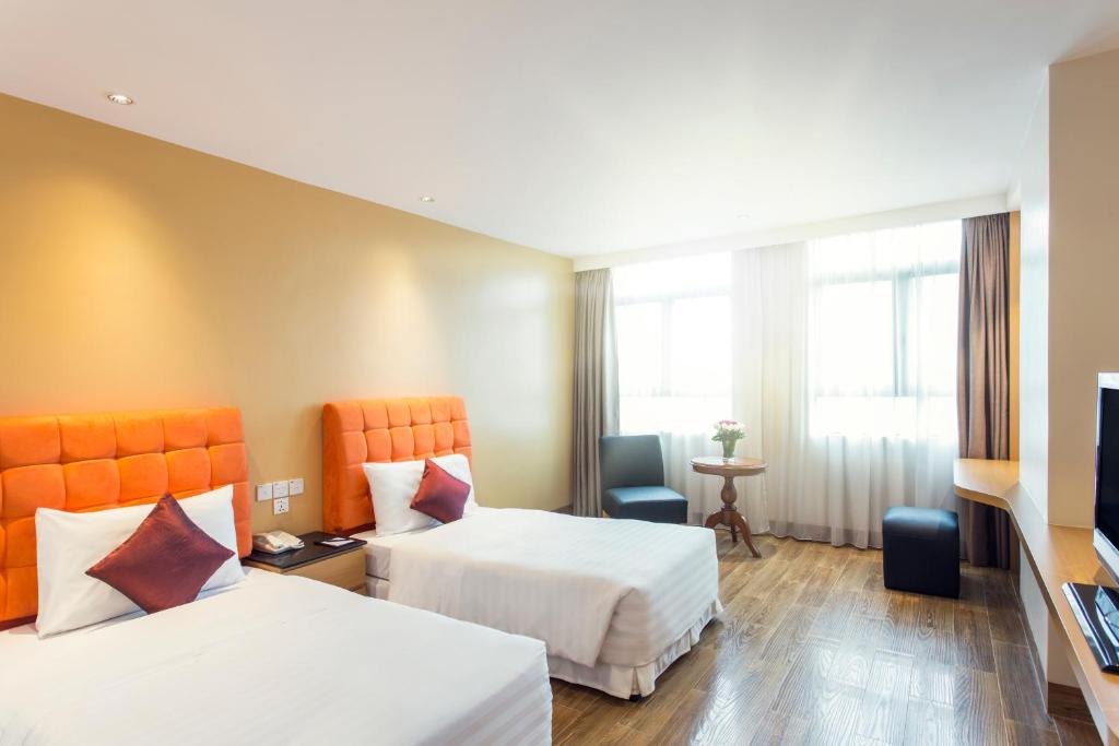 Fortuna Hotel Hanoi 4 Star