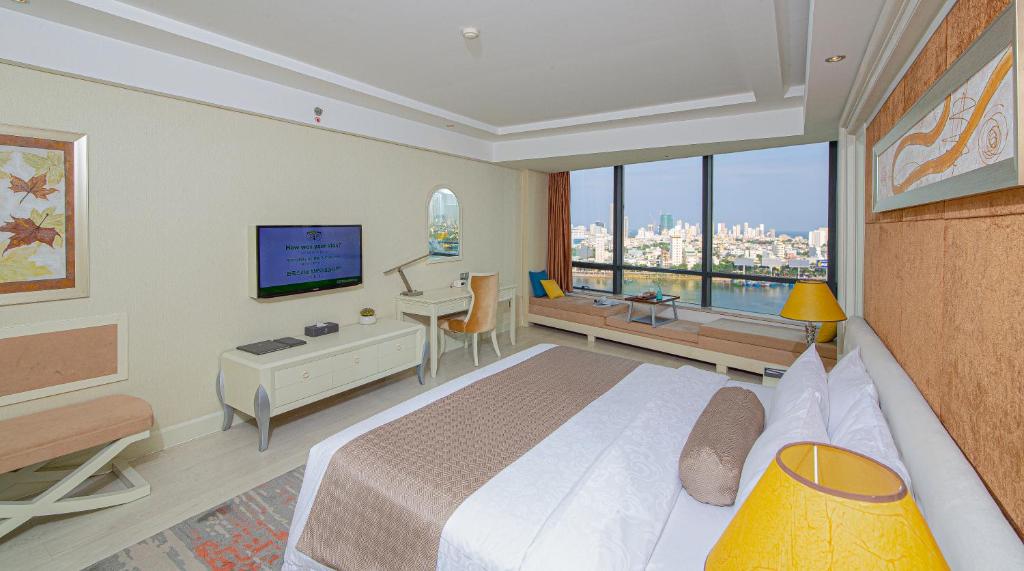 Brilliant Hotel 4 Star