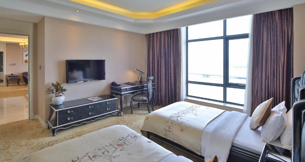 Brilliant Hotel 4 Star