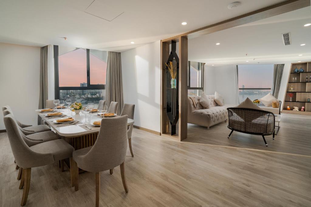 HAIAN Riverfront Hotel Da Nang- 4Star