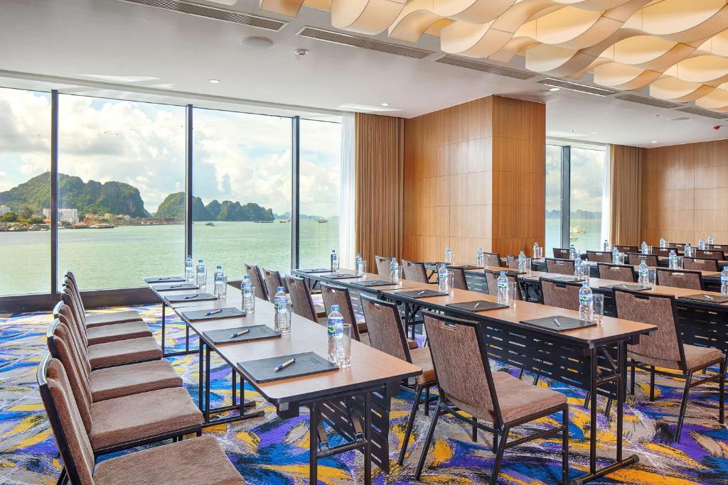 Wyndham Legend Halong