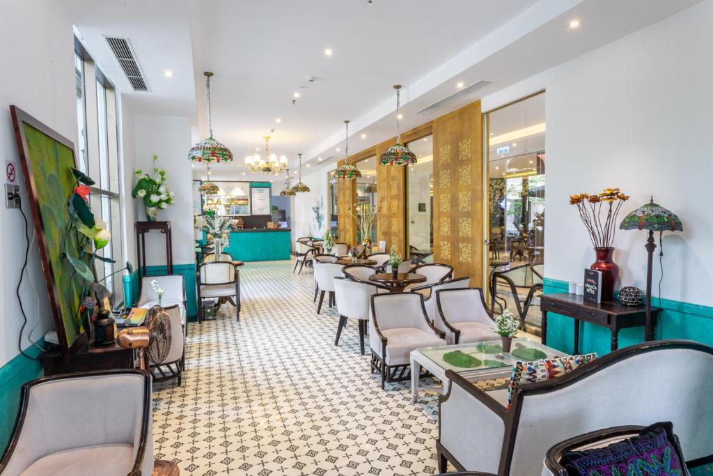 White Lotus Hue Hotel