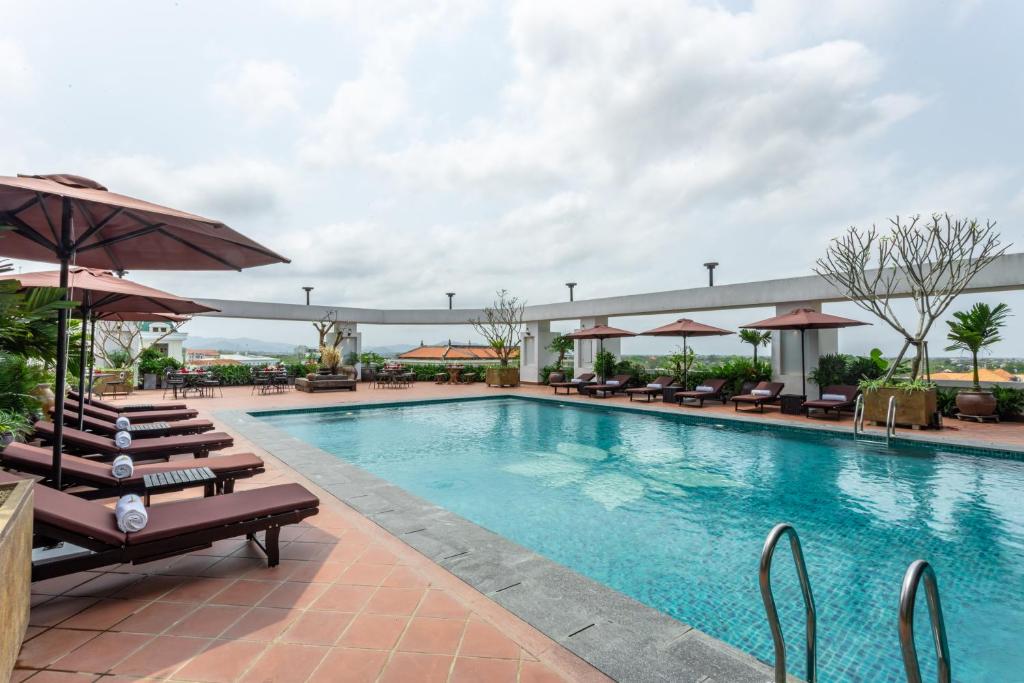 White Lotus Hue Hotel