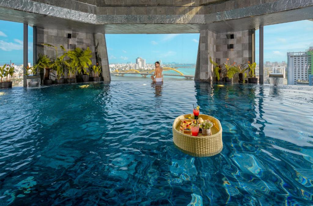 HAIAN Riverfront Hotel Da Nang- 4Star
