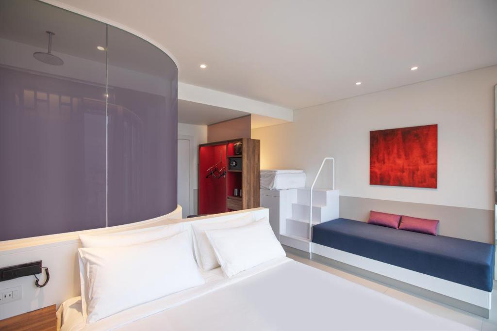 Wink Hotel Danang Centre - 4 Star