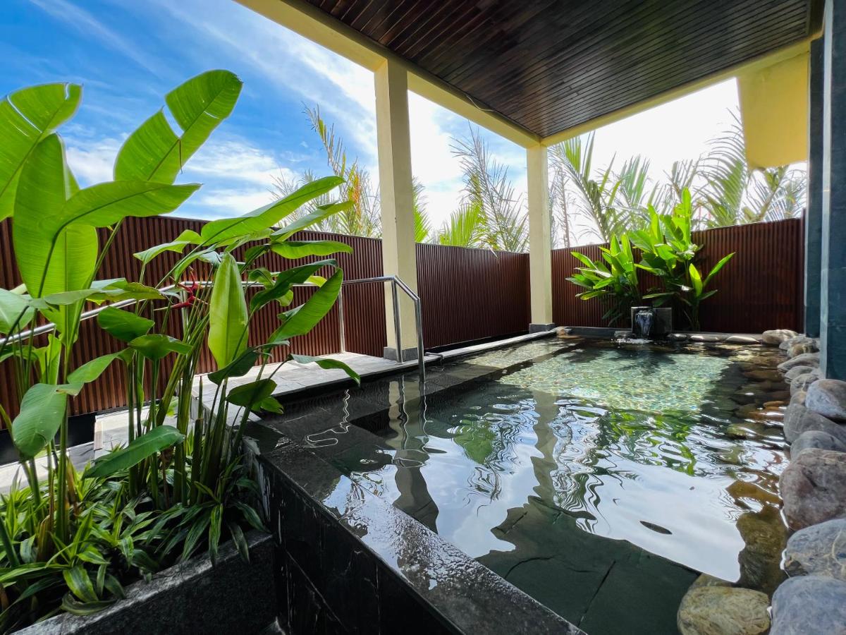 THE BLOSSOM RESORT ISLAND