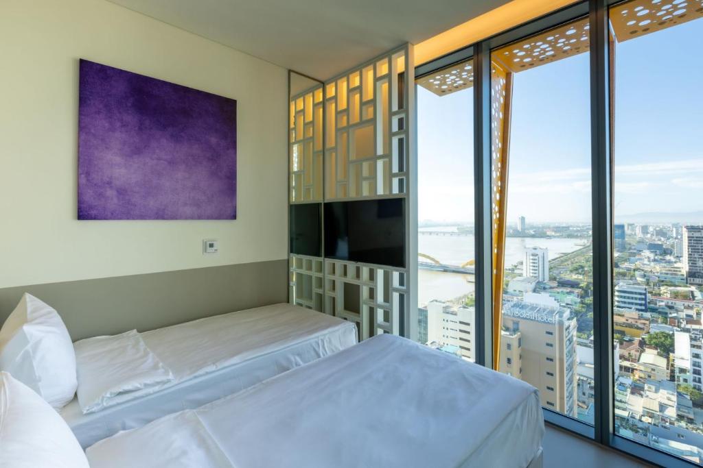 Wink Hotel Danang Centre - 4 Star