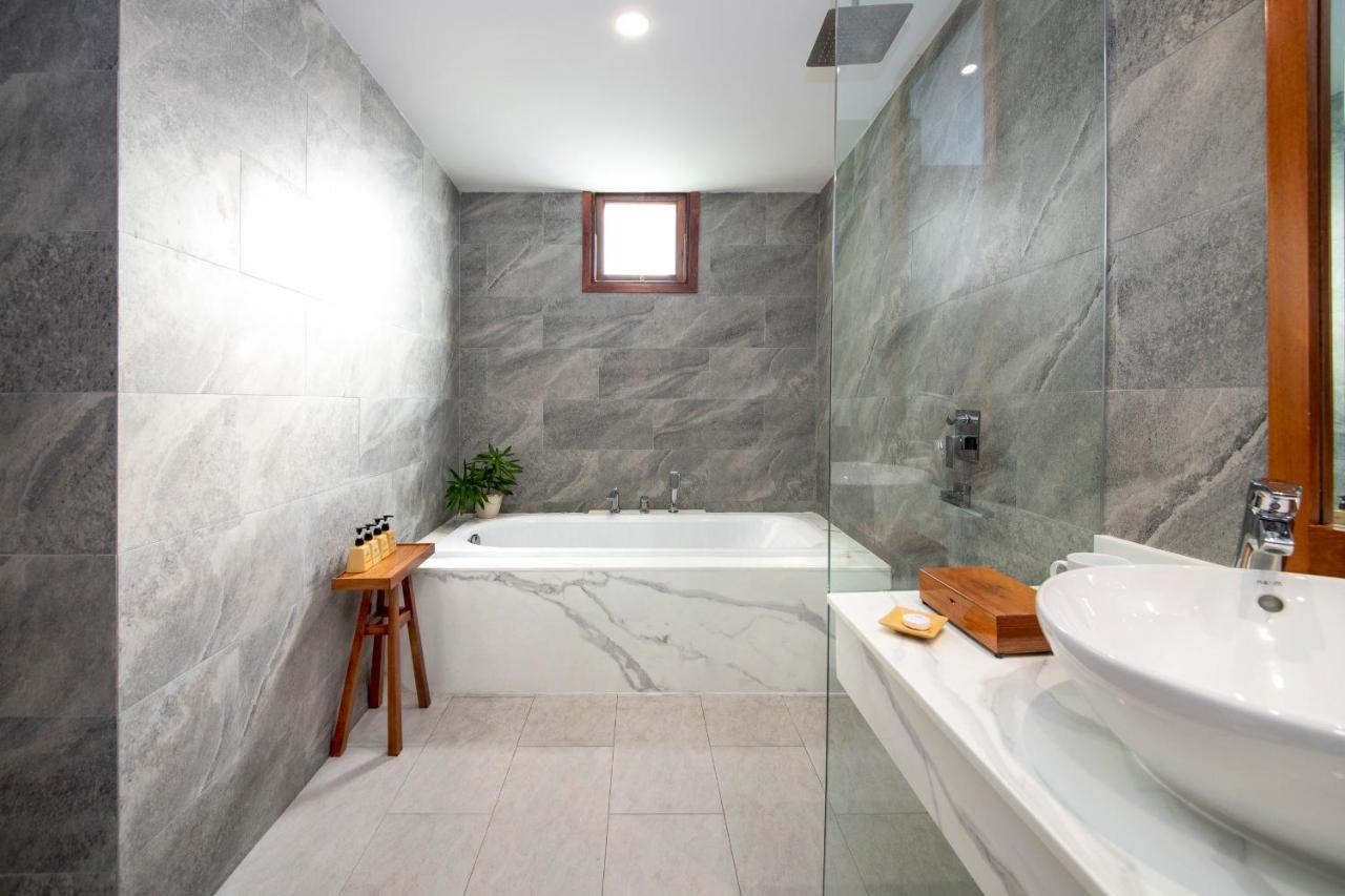 Palm Garden Beach Resort & Spa