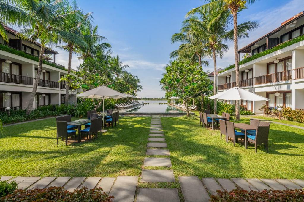 Emerald Hoi An Riverside Resort