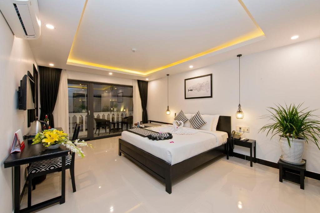 Gem Riverside Hotel Hoi An  4 Star