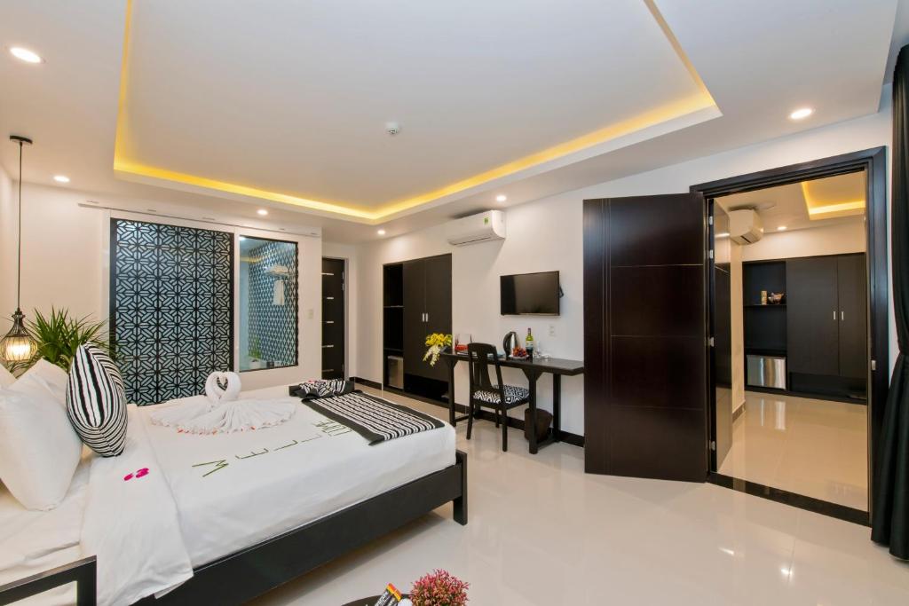 Gem Riverside Hotel Hoi An  4 Star